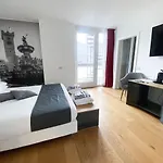 La - Luxury טרנטו