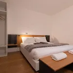 בית הארחה La - Luxury 4*