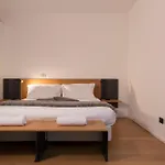 La - Luxury בית הארחה