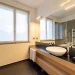 La - Luxury 4* טרנטו