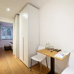 La - Luxury 4*