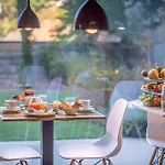 La - Luxury בית הארחה 4*